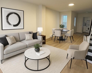 3252 N Hope Street - Photo Thumbnail 1