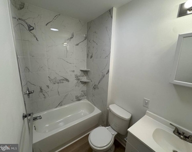 3252 N Hope Street - Photo Thumbnail 6