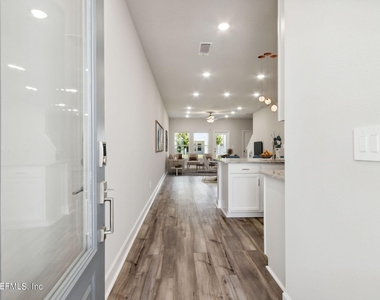 95337 Katherine Street - Photo Thumbnail 3