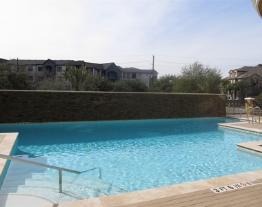 7575 Kirby Drive - Photo Thumbnail 35