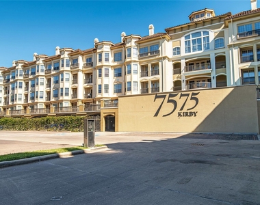 7575 Kirby Drive - Photo Thumbnail 2