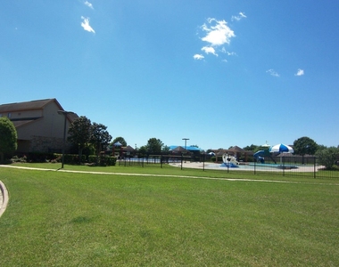 25910 N Lakefair Drive - Photo Thumbnail 29