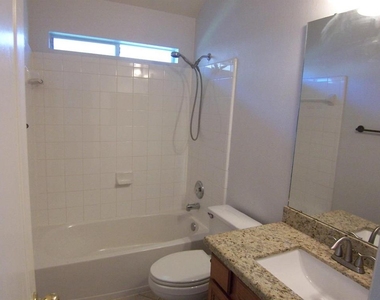 25910 N Lakefair Drive - Photo Thumbnail 15