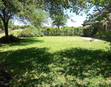 25910 N Lakefair Drive - Photo Thumbnail 21