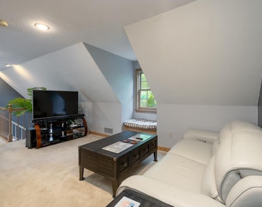 39 Robertson - Photo Thumbnail 37