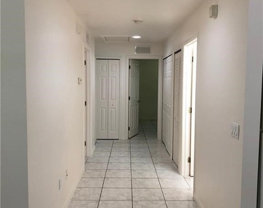 4733 30th Street Sw - Photo Thumbnail 5