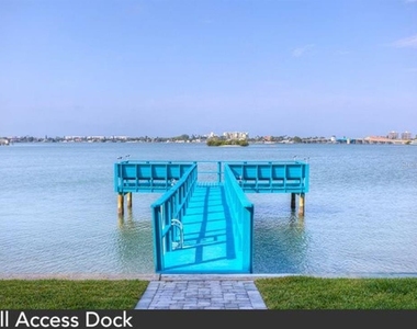 1846 Shore Drive S - Photo Thumbnail 6