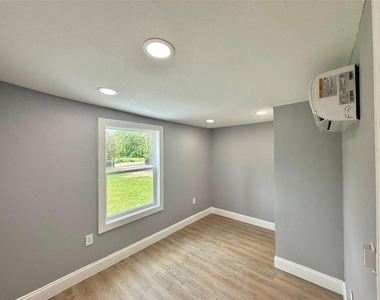 7034 Easter Street - Photo Thumbnail 16