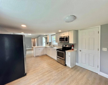 7034 Easter Street - Photo Thumbnail 10