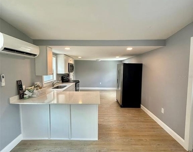 7034 Easter Street - Photo Thumbnail 12