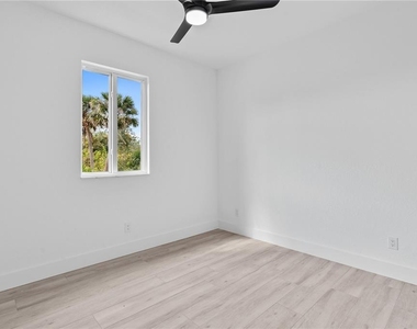 13438 Mcintosh Avenue - Photo Thumbnail 39