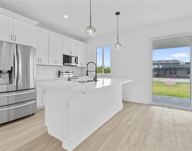 13438 Mcintosh Avenue - Photo Thumbnail 21