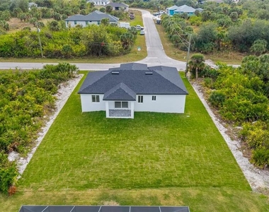 13438 Mcintosh Avenue - Photo Thumbnail 2