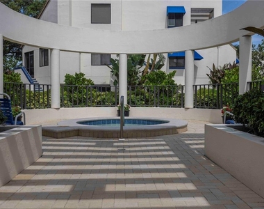 1922 Harbourside Drive - Photo Thumbnail 20