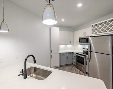 1420 Lakefront Drive - Photo Thumbnail 2