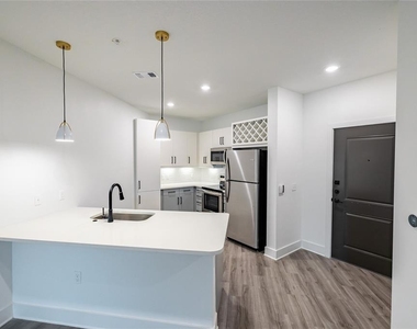 1420 Lakefront Drive - Photo Thumbnail 3