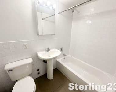 31-72 31st Street - Photo Thumbnail 5