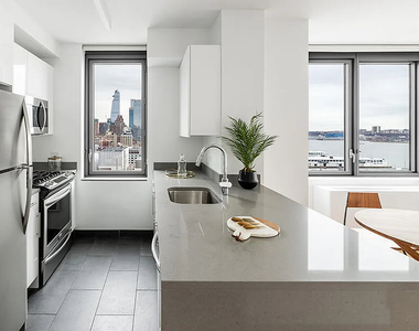 606 West 57th Street - Photo Thumbnail 11