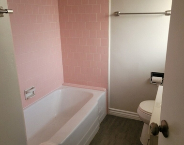 533 Margaret - Photo Thumbnail 6