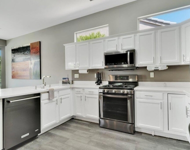 39357 Mirage Circle - Photo Thumbnail 8
