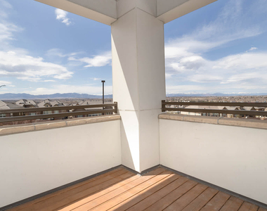 2311 Park Centre Dr - Photo Thumbnail 14