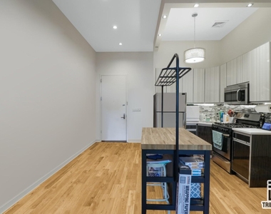 34-62 10th Street - Photo Thumbnail 2