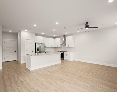 17413 Homestead Haven Dr - Photo Thumbnail 1