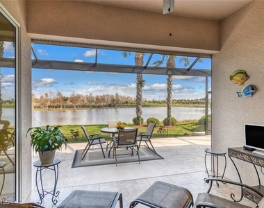 10025 Oakhurst Way - Photo Thumbnail 17