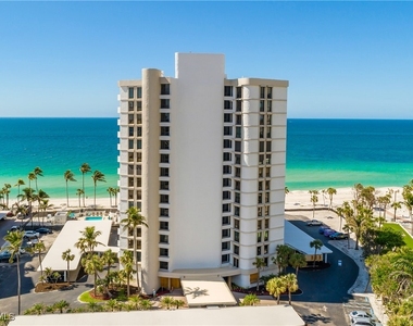 4005 Gulf Shore Boulevard N - Photo Thumbnail 3