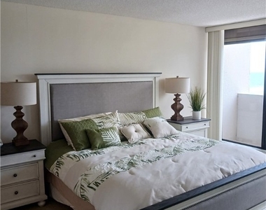 4005 Gulf Shore Boulevard N - Photo Thumbnail 13