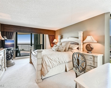 4551 Gulf Shore Boulevard N - Photo Thumbnail 12