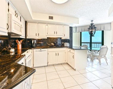 4551 Gulf Shore Boulevard N - Photo Thumbnail 6