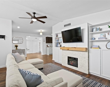 2407 S Lois Avenue - Photo Thumbnail 26