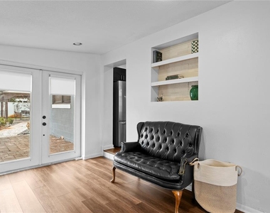 2407 S Lois Avenue - Photo Thumbnail 42