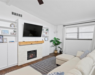 2407 S Lois Avenue - Photo Thumbnail 25