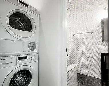 350 3rd Avenue - Photo Thumbnail 4