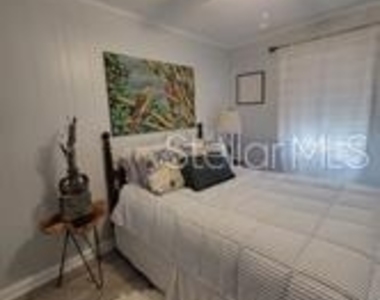 1370 Greenway Drive - Photo Thumbnail 23