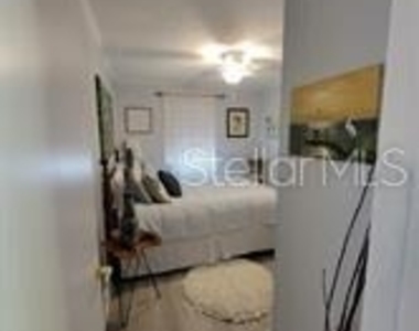 1370 Greenway Drive - Photo Thumbnail 26