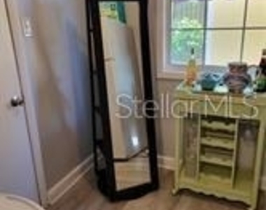 1370 Greenway Drive - Photo Thumbnail 19