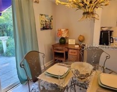 1370 Greenway Drive - Photo Thumbnail 9