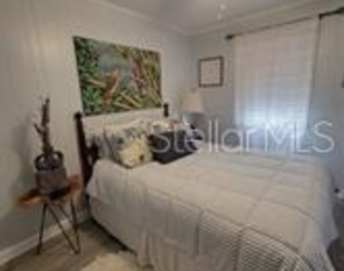 1370 Greenway Drive - Photo Thumbnail 24