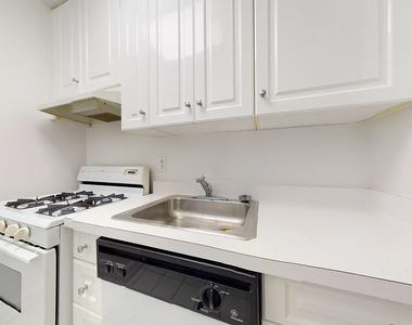 1 Astor Place - Photo Thumbnail 11