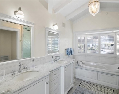 50 N La Senda Drive - Photo Thumbnail 27