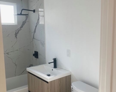 1101 W 106th Street - Photo Thumbnail 7