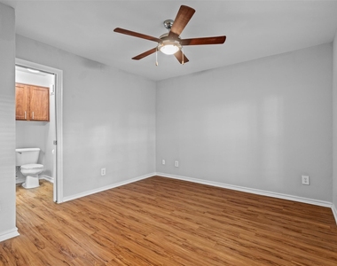 6804 N Capital Of Texas Highway - Photo Thumbnail 9