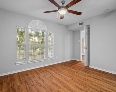 6804 N Capital Of Texas Highway - Photo Thumbnail 11