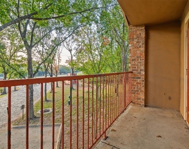 6804 N Capital Of Texas Highway - Photo Thumbnail 15