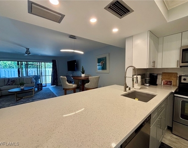 800 Meadowland Drive - Photo Thumbnail 3