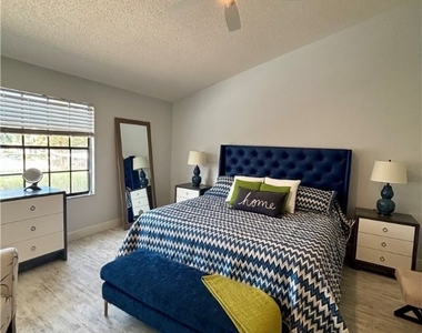 800 Meadowland Drive - Photo Thumbnail 12