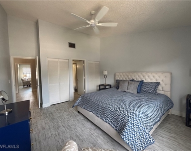 800 Meadowland Drive - Photo Thumbnail 15